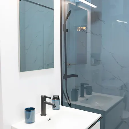 Lägenhet Plaza 6 *