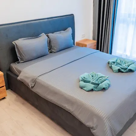Апартаменти Plaza 6 *